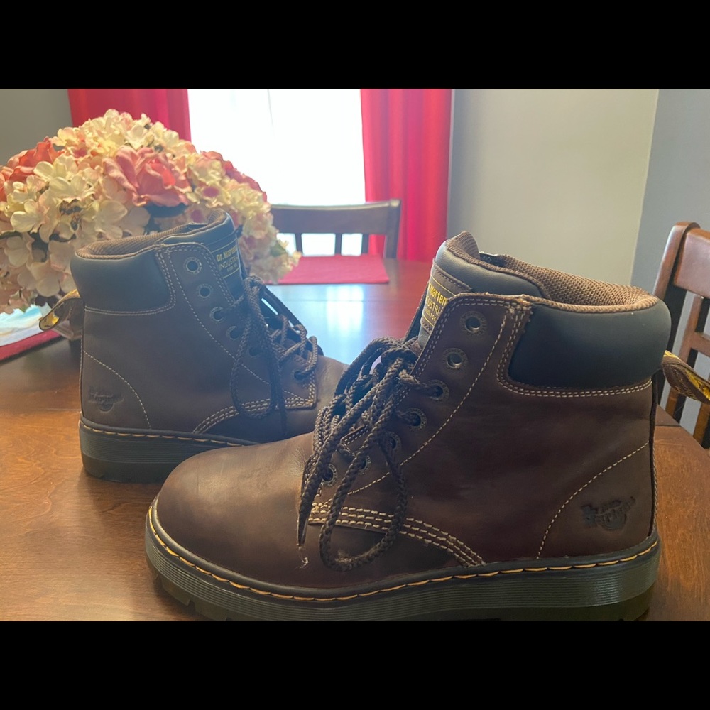 Dr. Martins!